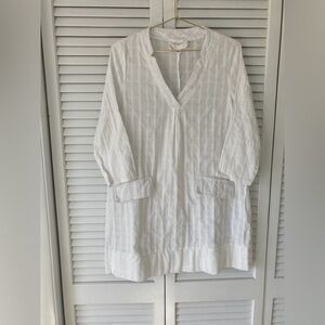 Tukernuck Pomander Place White Textured Cotton Tunic Blouse Size Small
